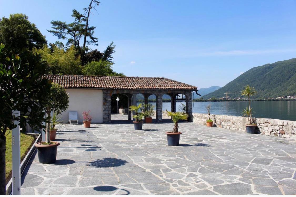 Holiday On The Lake Lugano Bissone Exterior foto