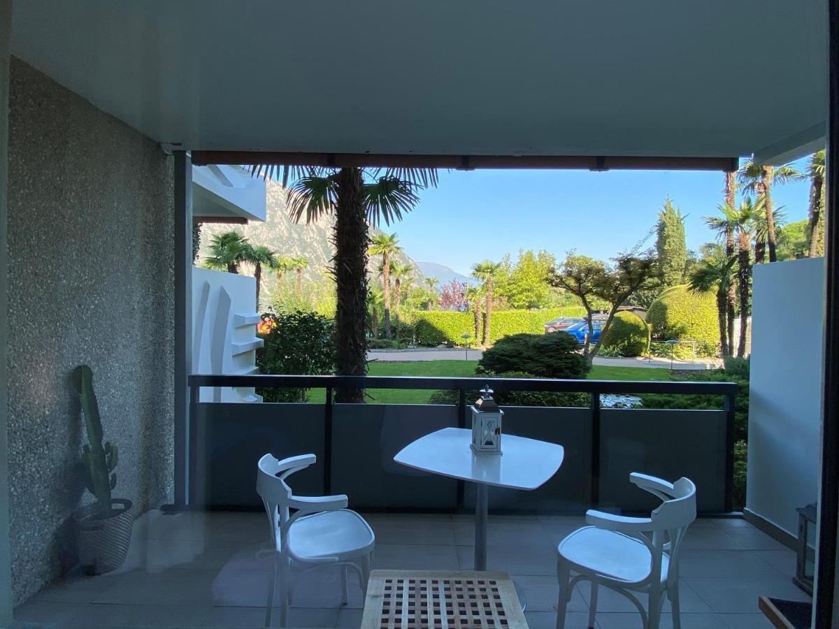 Holiday On The Lake Lugano Bissone Exterior foto
